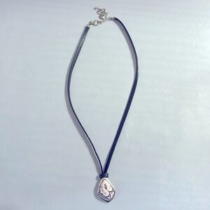 Vintage Fossil Leather Choker Necklace With Silver Charm Cream/Purple Pendant